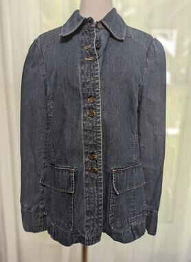 i.e. relaxed women's denim jacket - Size L - cute details!